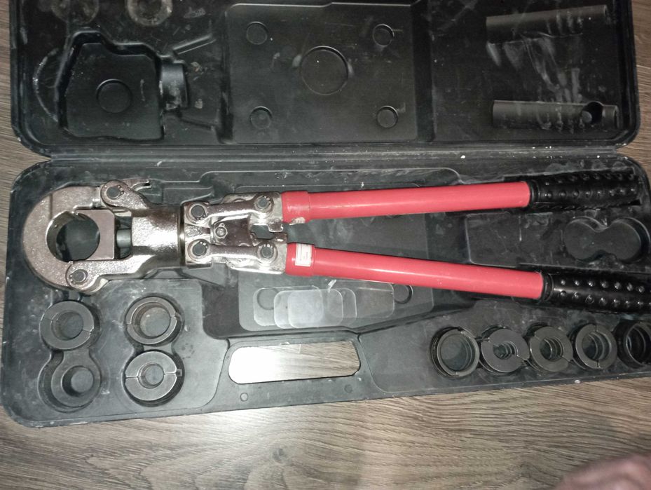 Прес кліщі для опресування труб YATO