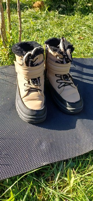 Зимові чобітки для дівчинки