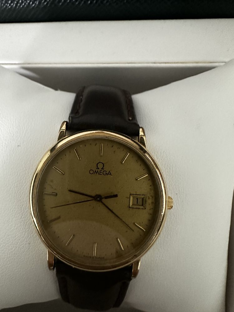 Omega zegarek na pasku