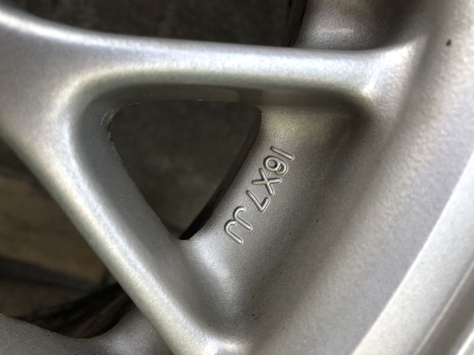 Sprzedam alusy opel frontera