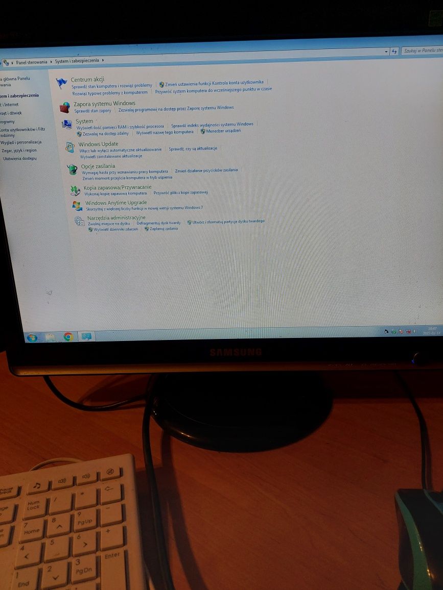 Komputer stacjonarny do gier  internetu z kartą graficzną Obniżka ceny