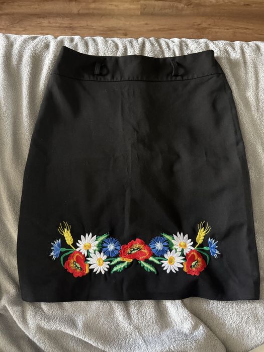 Продам спідницю