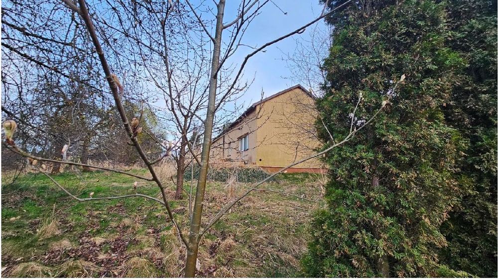 Udział 1/8 w nieruchomości gruntowej zabudowanej (Czyżowice)