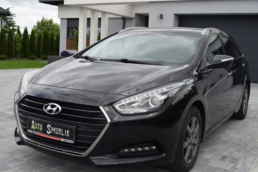 Hyundai i40 1,7diesel Kamera Nawigacja Po serwisie Led Felgi Faktura