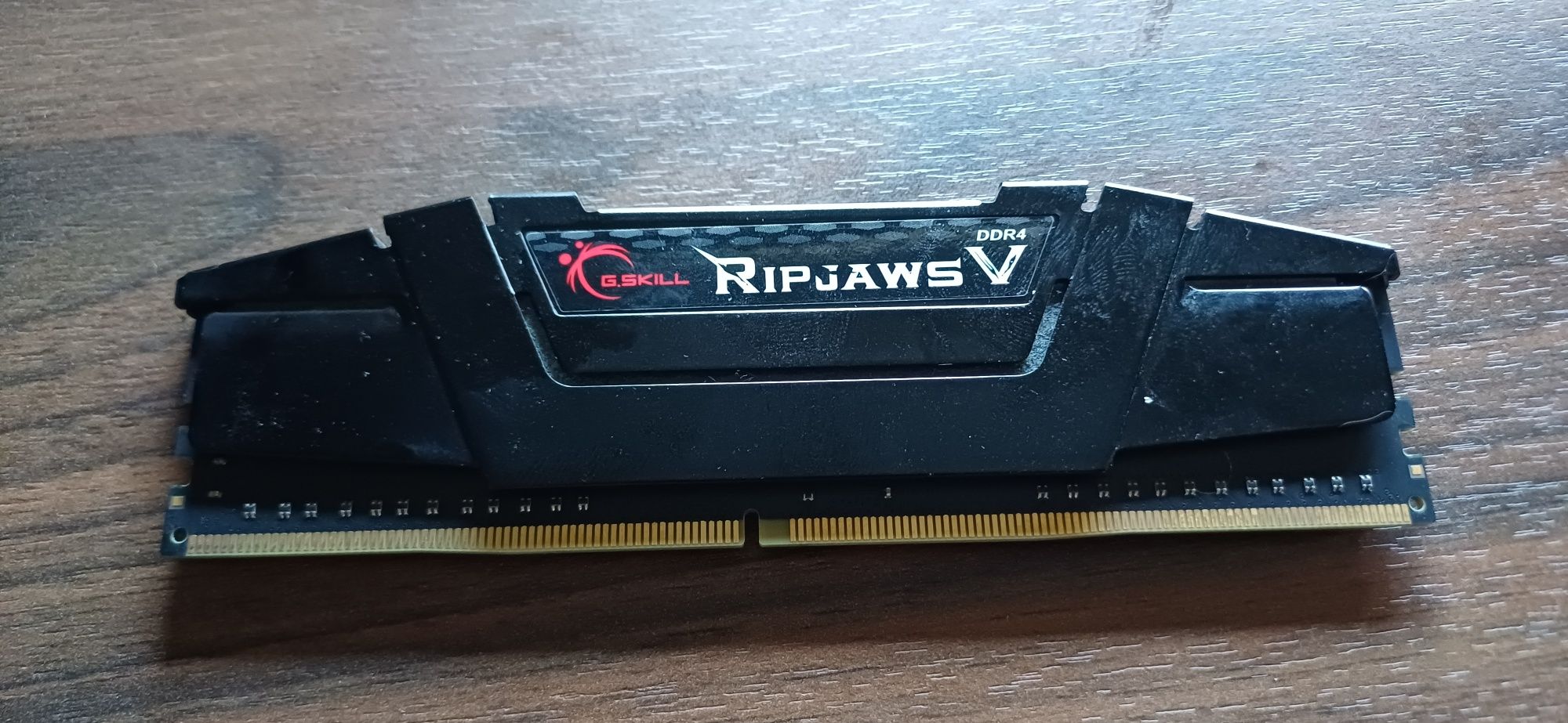 Pamięć RAM G.Skill RipjawsV Black DDR4 (2x8) 16GB 3200MHz CL16