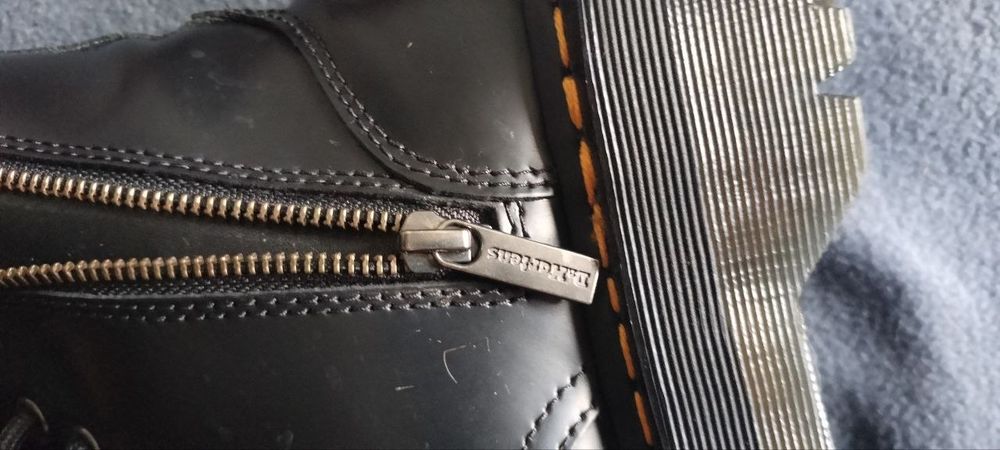 Черевики шкіряні брендові.Оригінал Dr. Martens