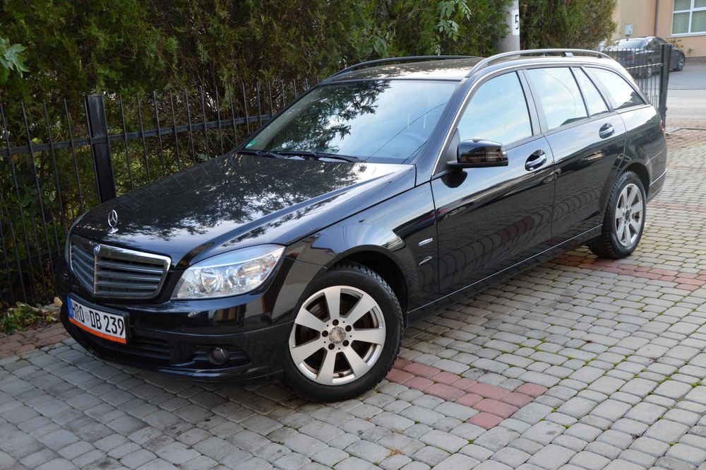 Piekny Mercedes Z Niemiec Alu PDC Kompresor