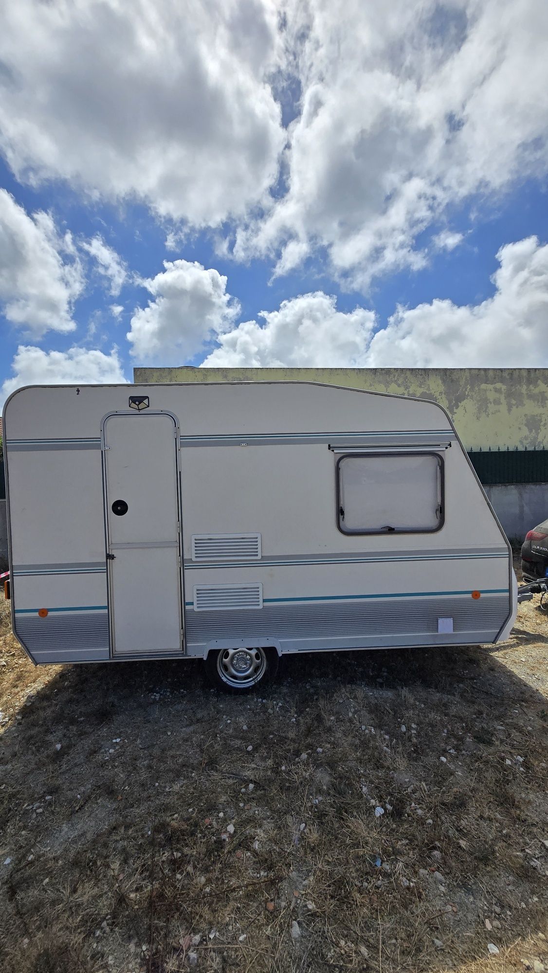 Caravana Vimara Spot 340 com avançado