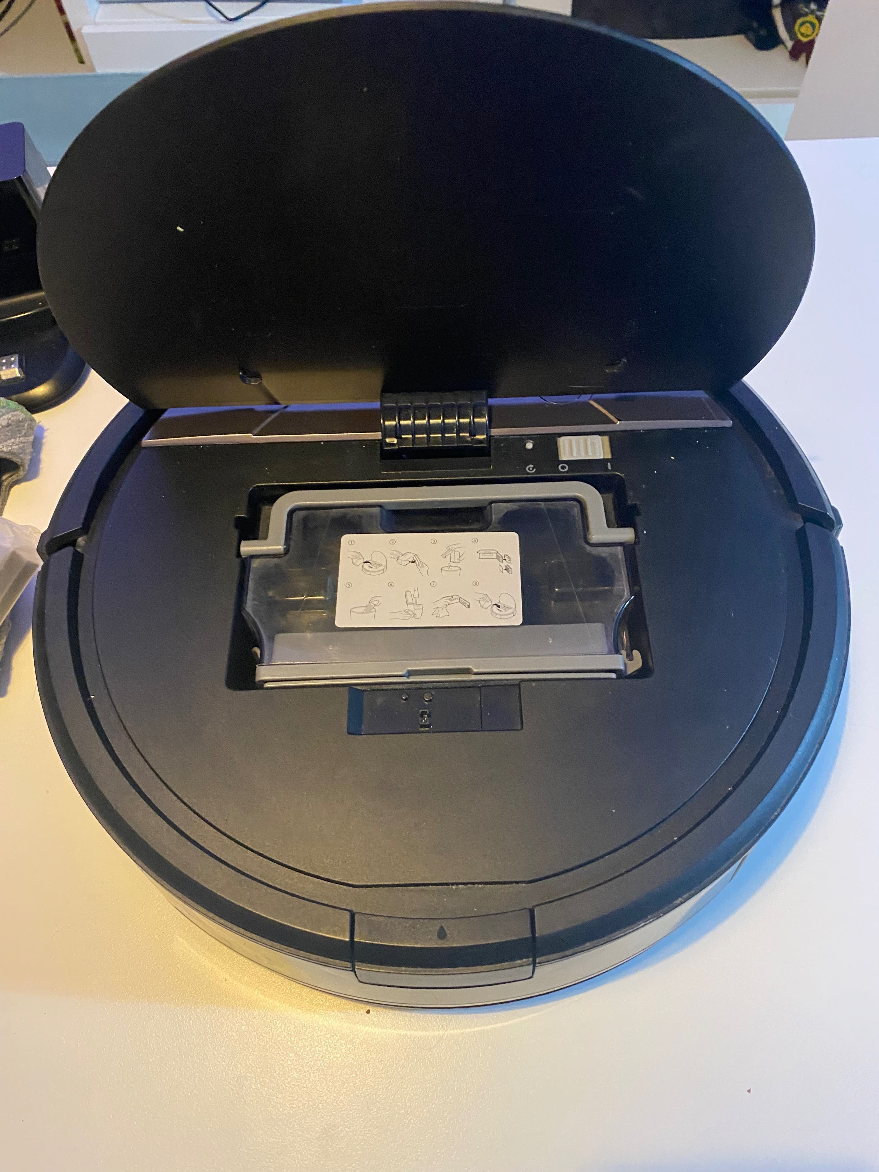 Robot sprzątający iRobot Roomba Combo z funkcją mopowania
