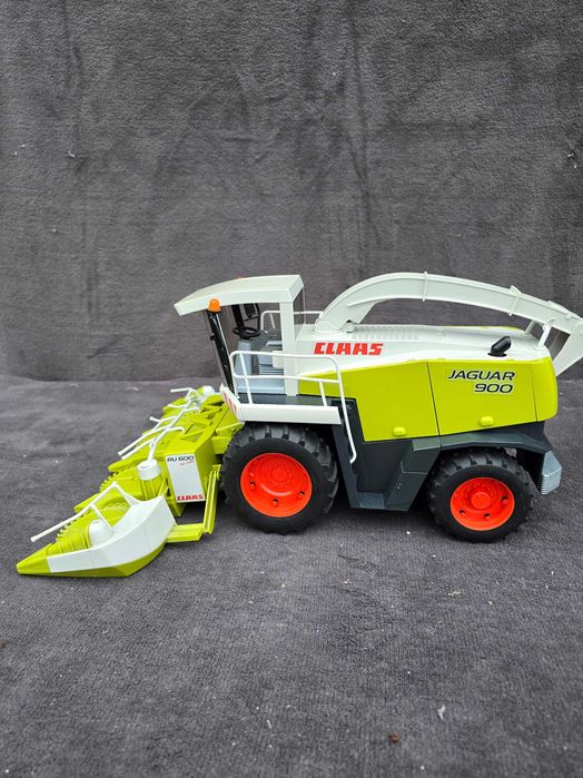 Bruder Kombajn Claas Jaguar 900