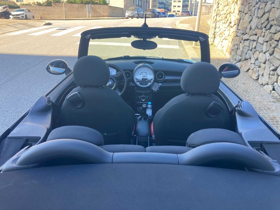 Mini Cabrio Cooper 1.6D NACIONAL