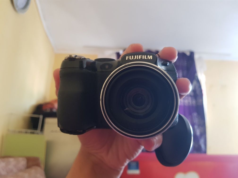 Продам Фотоппарат (FUJIFILM) "S1700"