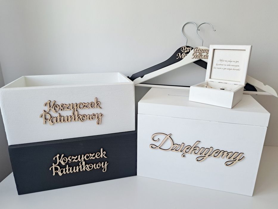 Białe pudełko na obrączki koperty Wieszaki ślubne koszyczki ratunkowe