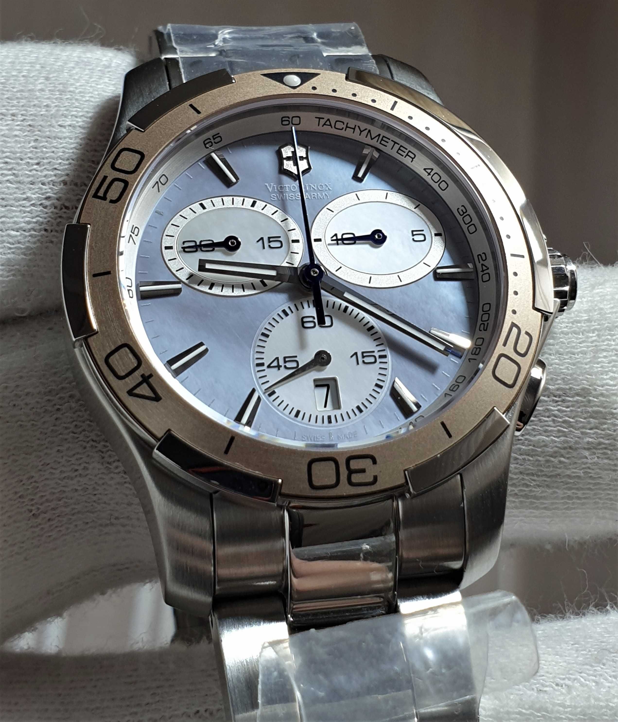 Женские часы Victorinox Swiss Army ALLIANCE Sport Chrono V241352