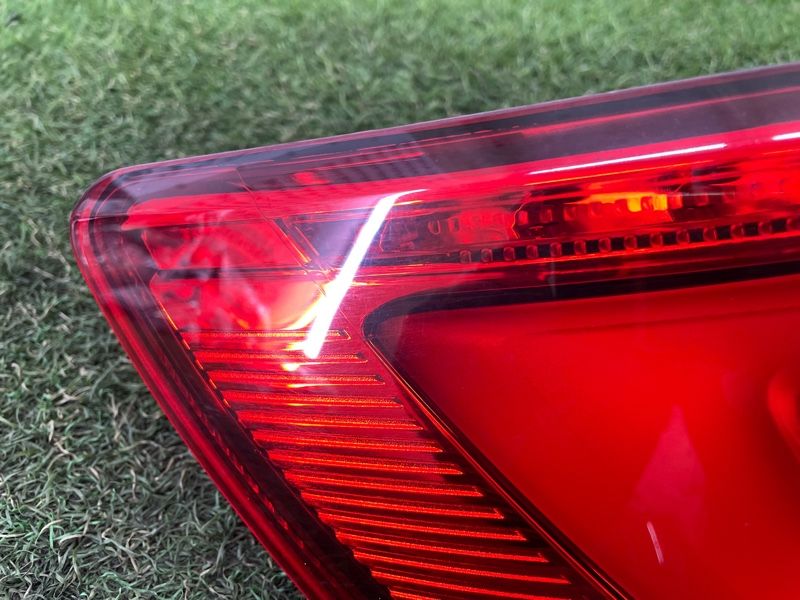 Задний фонарь левый AUDI A4 B9 2.0 TFSI 2017