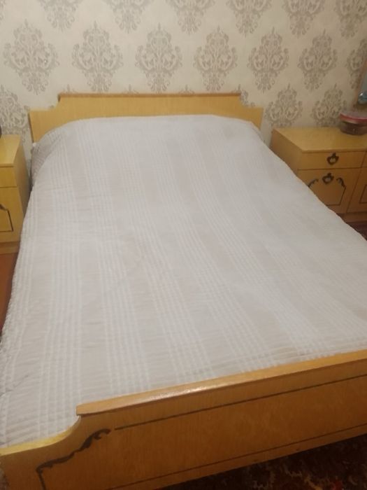 Шафа ліжко трюмо тумби