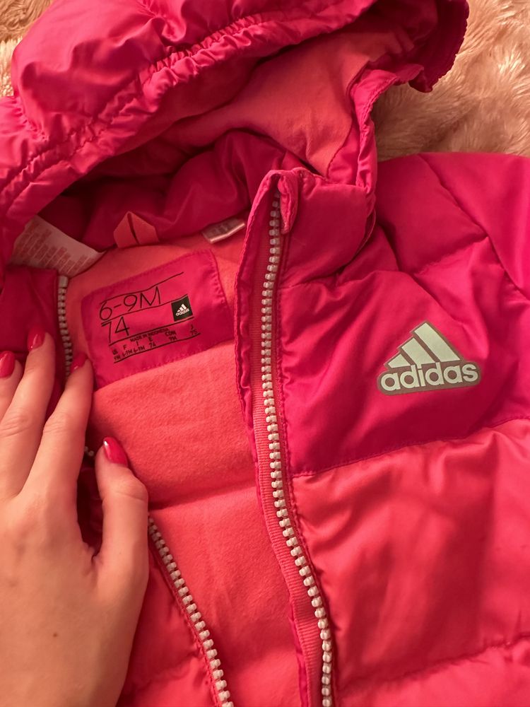 Пуховик Adidas 6-9міс більшомір