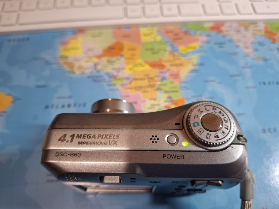 Aparat Sony Cybershot DSC-S60 vintage