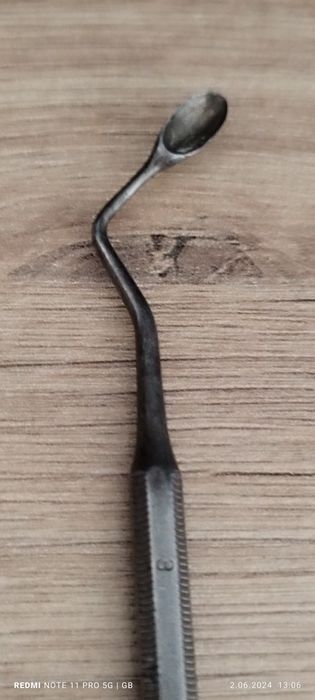 Sprzedam przyrząd dentystyczny z czasów prl-u oryginalny