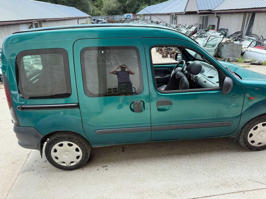drzwi tylnie lewe/prawe kompletne renault kangoo I 1.4  TED92