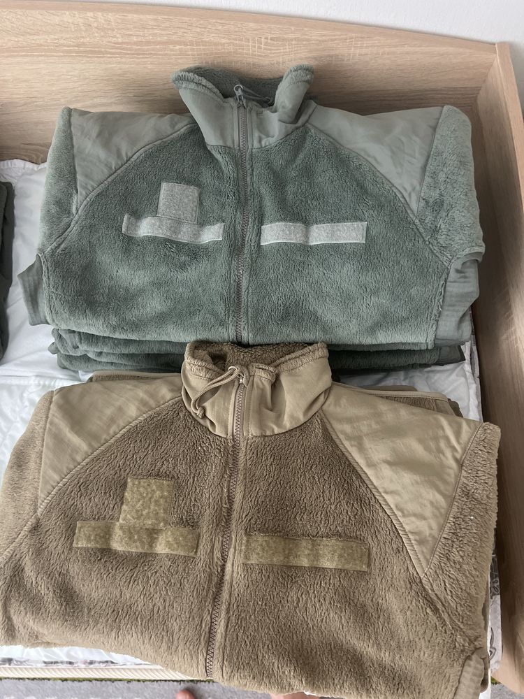 Флісова куртка ECWCS Gen III Level 3 армії США  Folliage Green Coyote