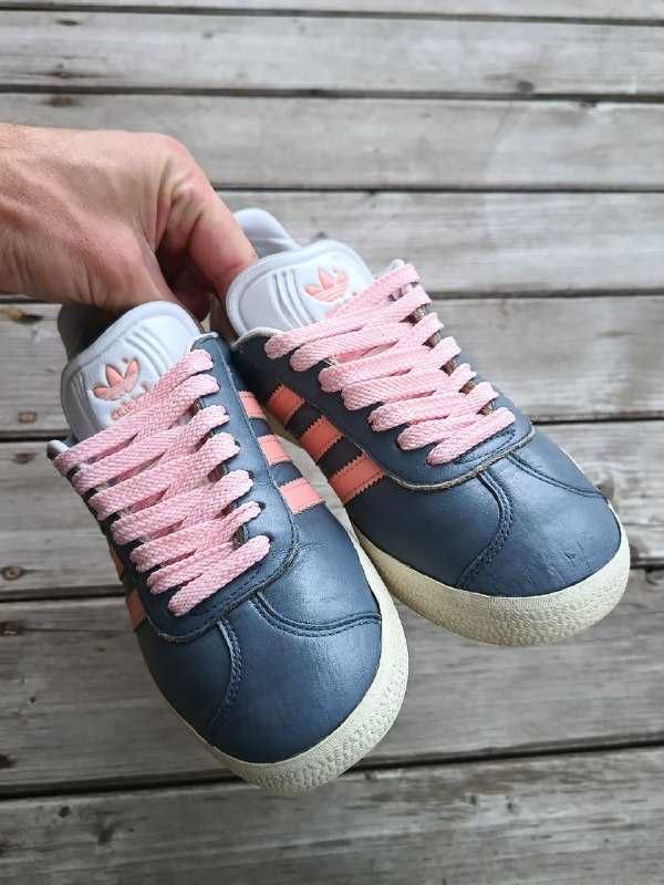 Кросівки жіночі. Кросівки Adidas. Adidas Gazelle. Кросівки.