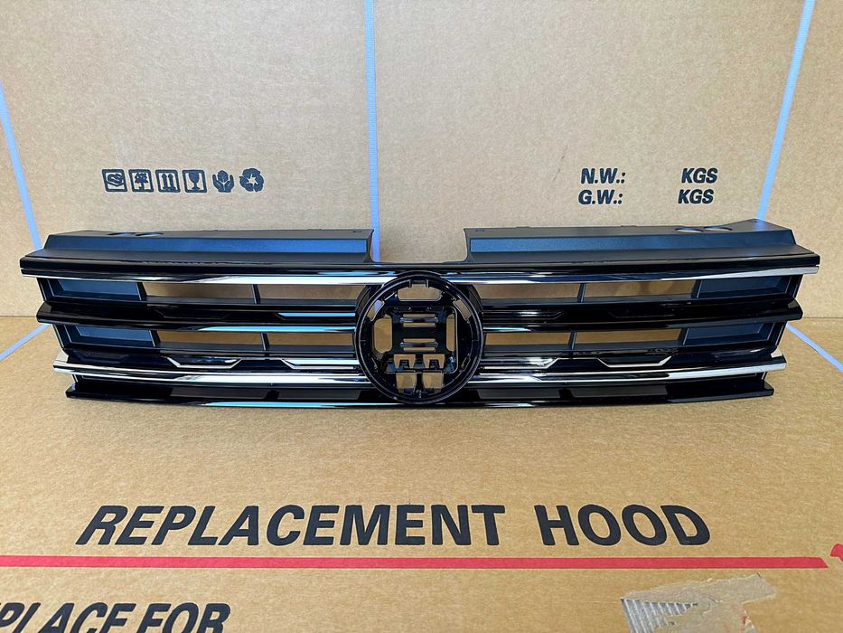 Volkswagen Tiguan 2017 2018 2019 2020 решетка радиатора Тигуан черная