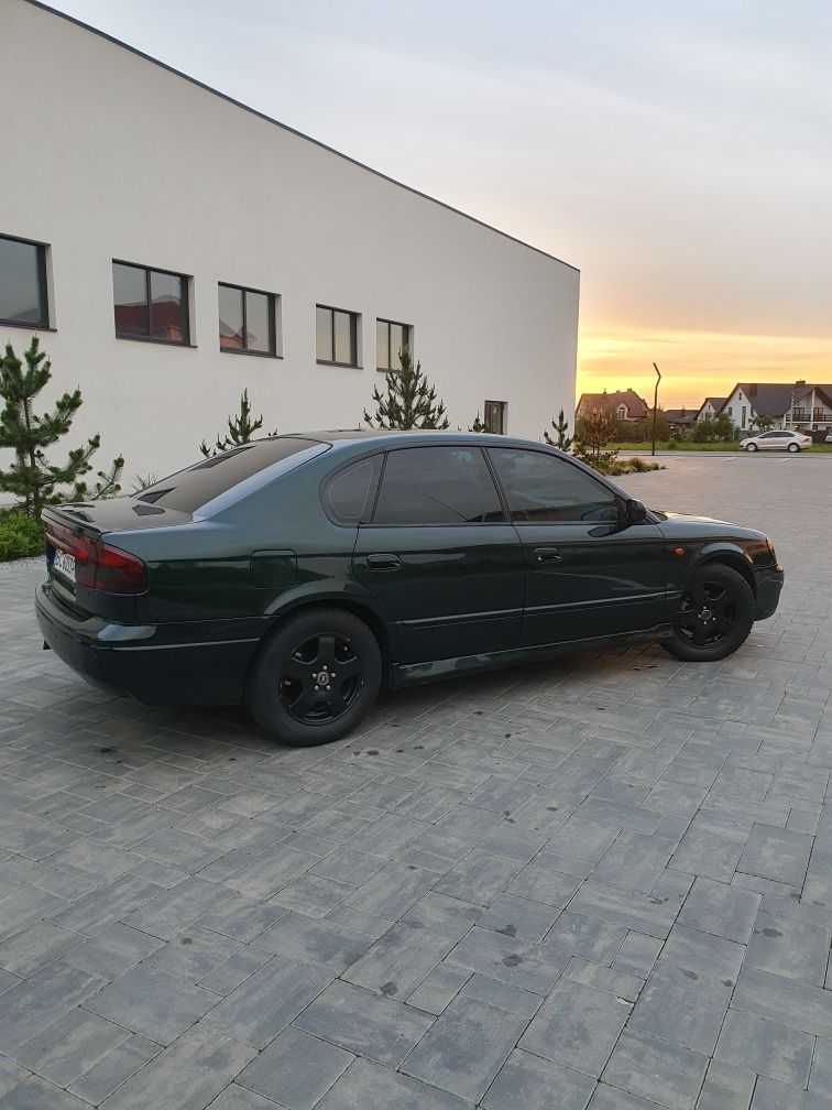 Продам машину Subaru Legacy / Бензин / Газ /  AWD / Автомат
