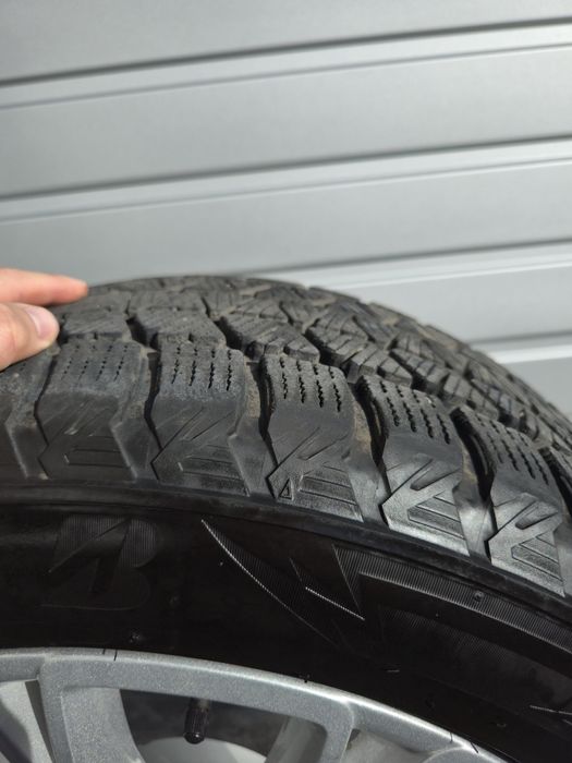 Felgi R19 5 112 z oponamy