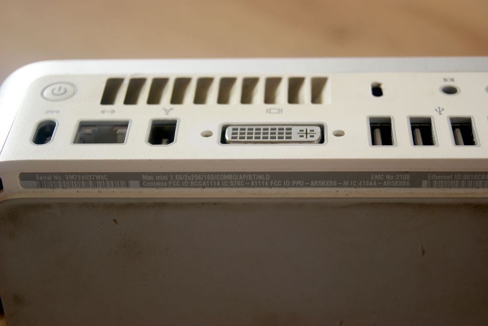  Mac mini • A1176 • 1.66GHz • 512MB • 160GB