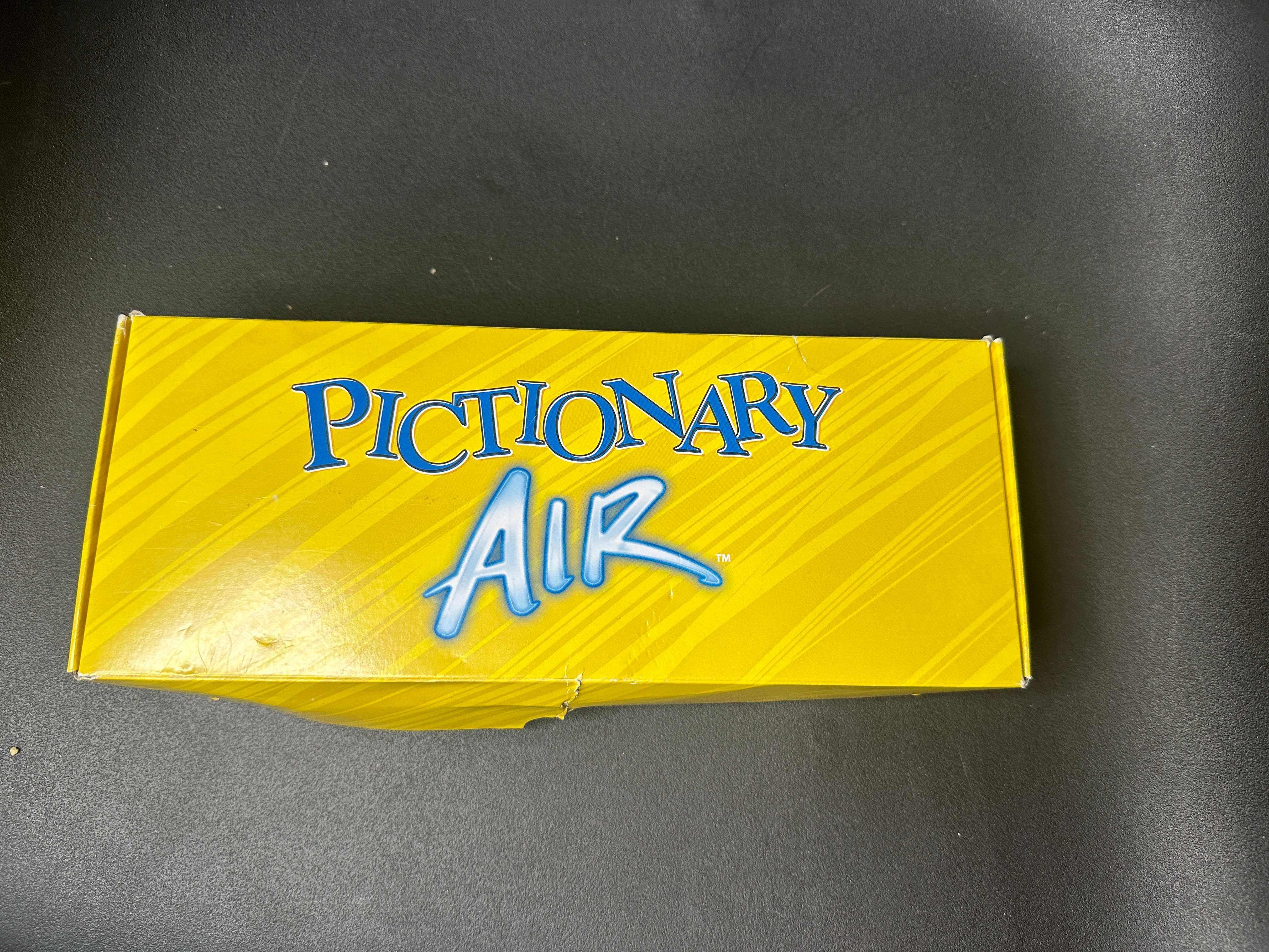Настольная игра Pictionary Air на английском