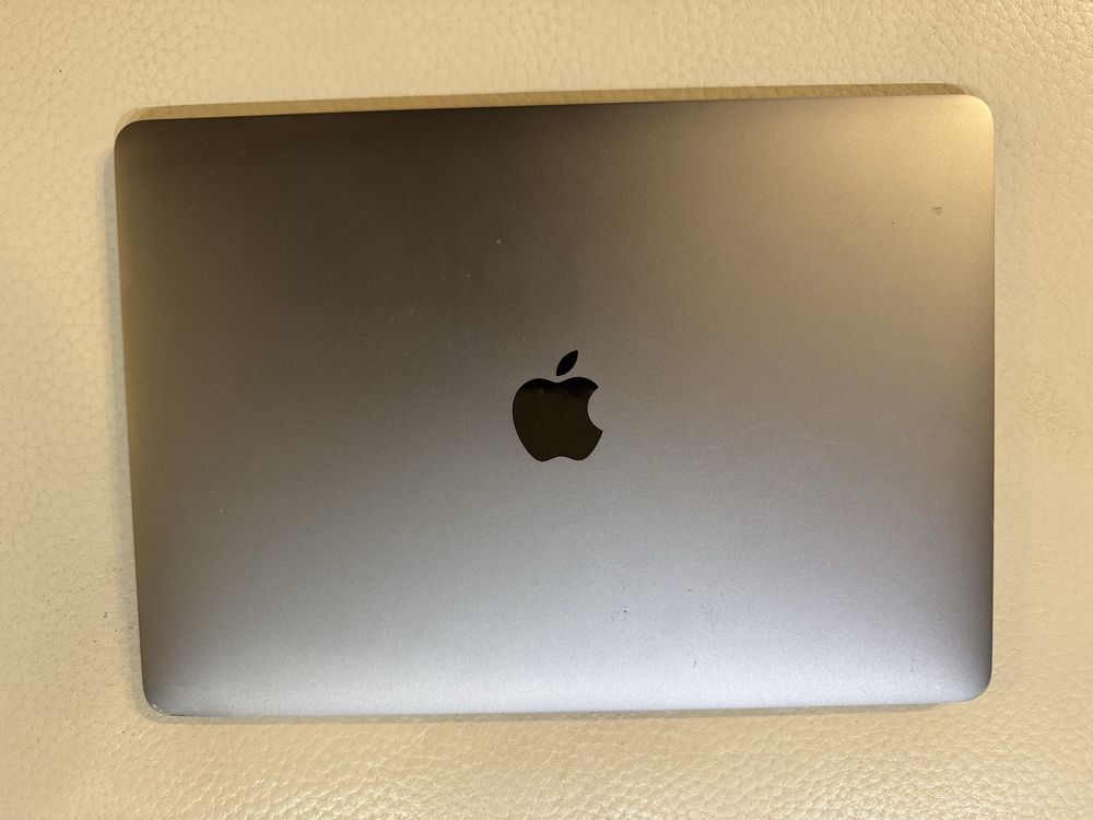 MakBook Pro 13,1708