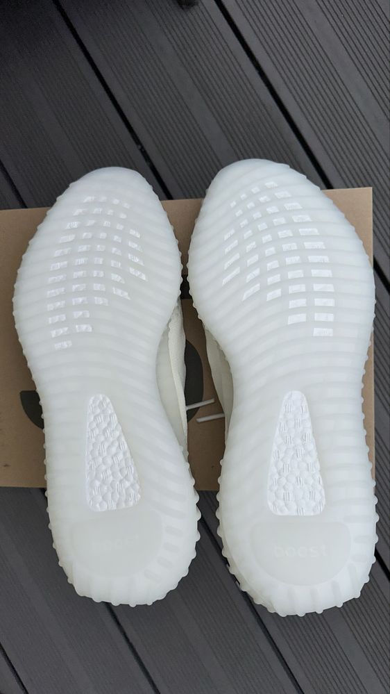 Yeezy Bone 350 v2