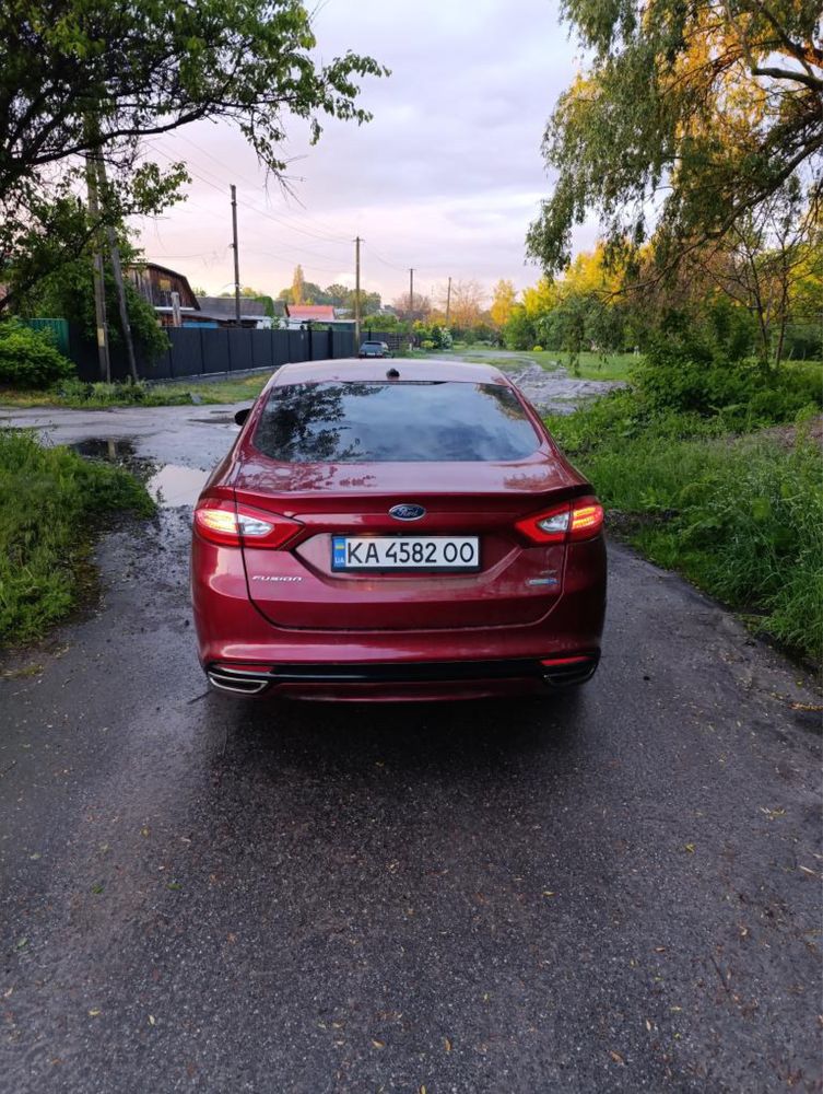 Продам надійний автомобіль  яке без проблем довезе у любу точку