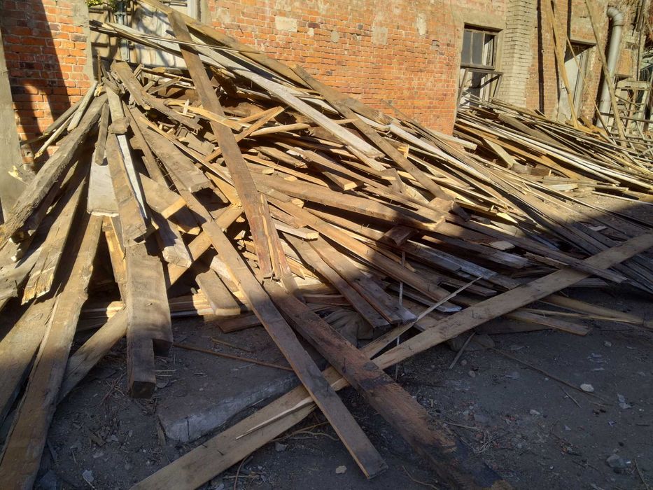 Дрова, доски для палива, брикети RUF