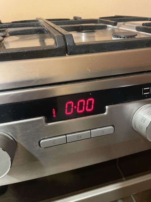 Kuchenka gazowoelekteyczna Amica