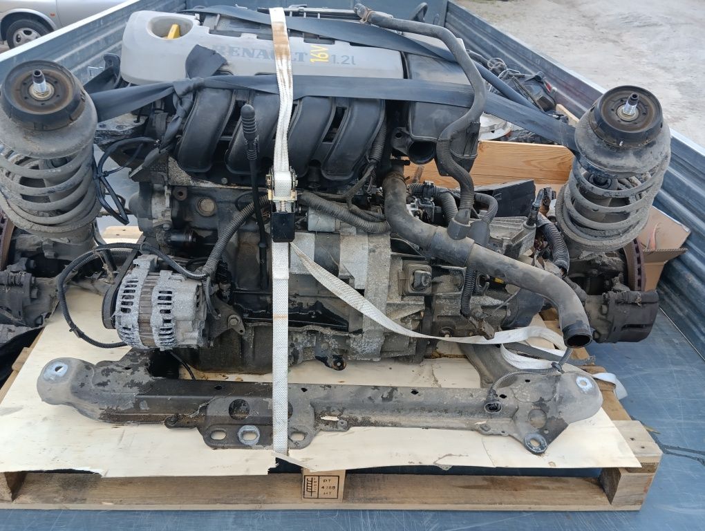 Peças Renault Clio 2 1.2 16V de 2002