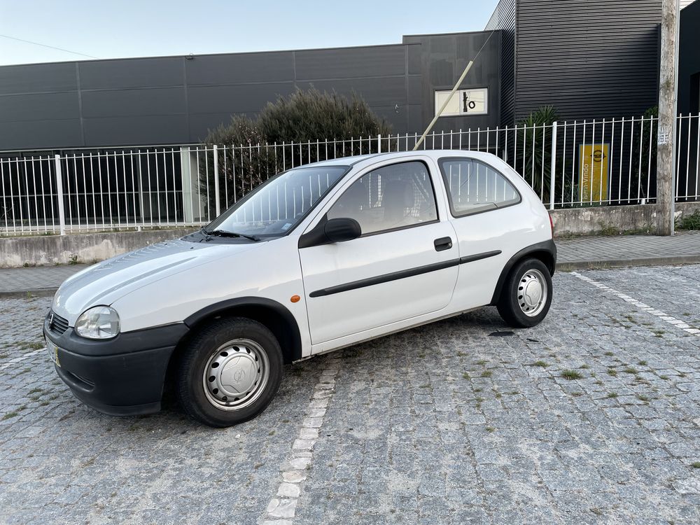 Opel corsa 1.7d isuzu