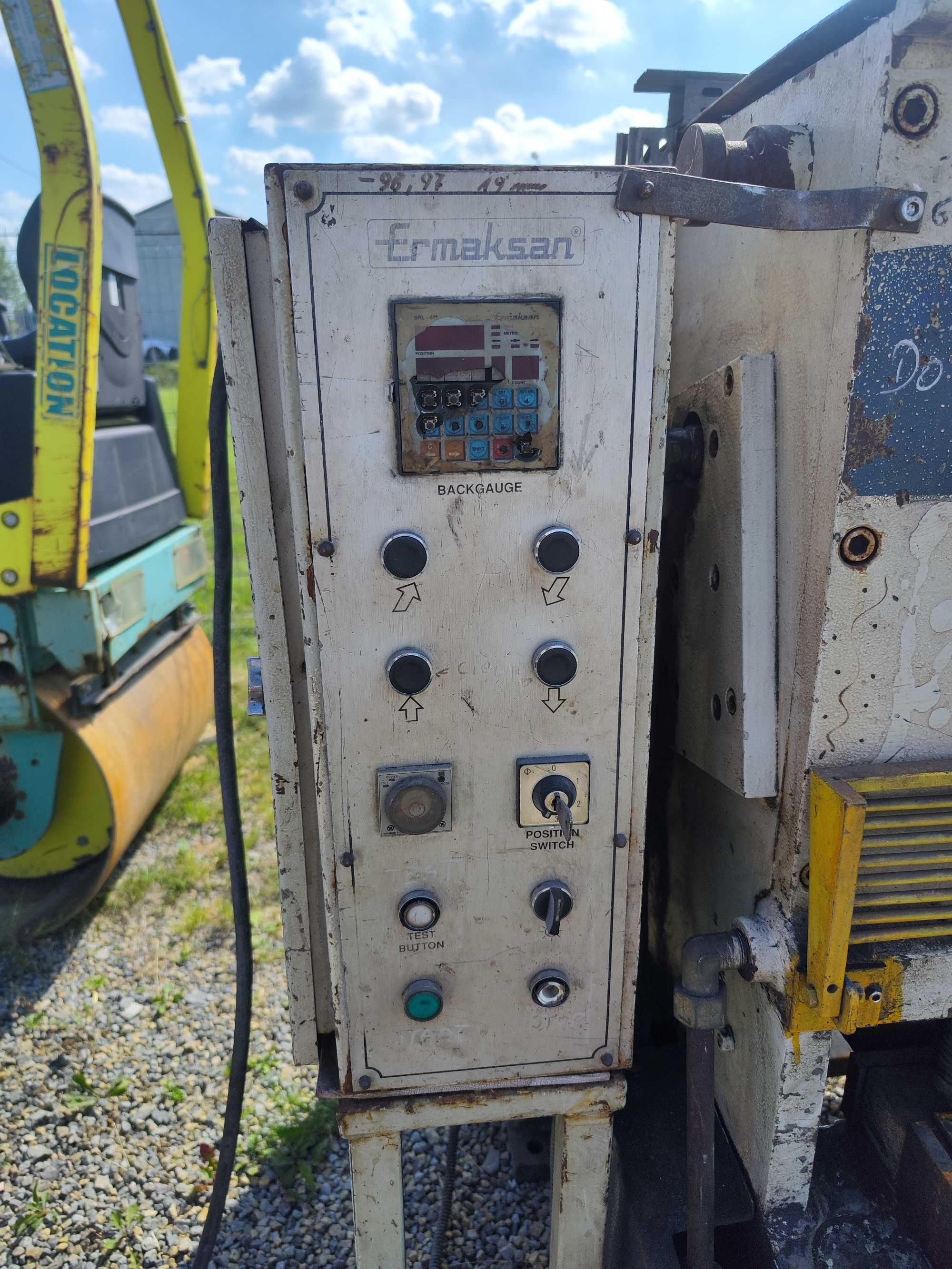 Gilotyna hydrauliczna do blachy nożyce hydrauliczne ERMAKSAN HGS 3100X