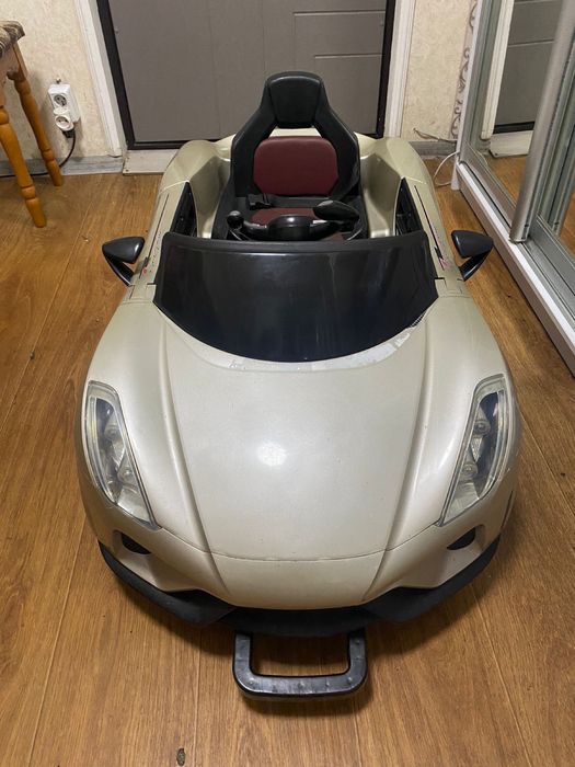 Детское авто на акумуляторе