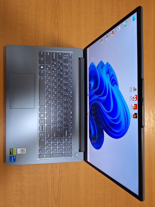Lenovo LOQ 15IAX9E Luna Grey i5-12450HX RTX 2050 4Gb ( На гарантии )