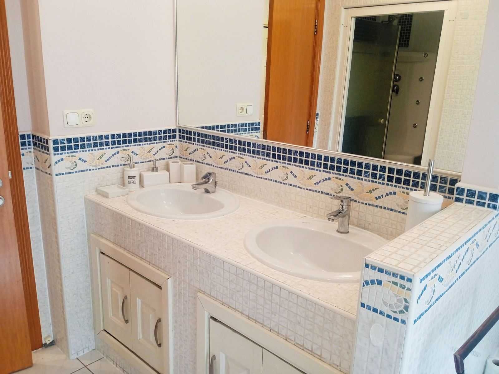 Оренда 4-к квартири 180м2 вул. Ковпака 17 Печерськ Метро Палац Україна