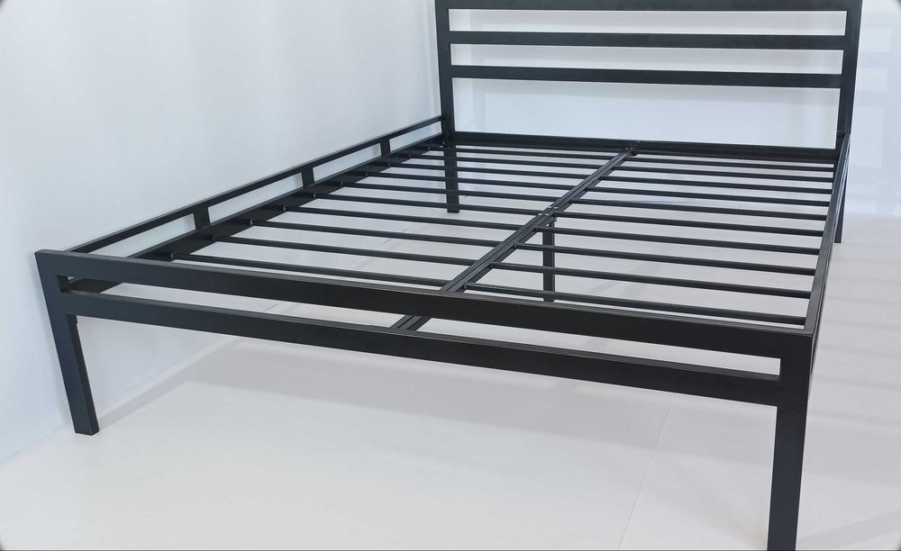 Металеве ліжко міцне і надійне в стилі Loft . лофт кровать белый цвет