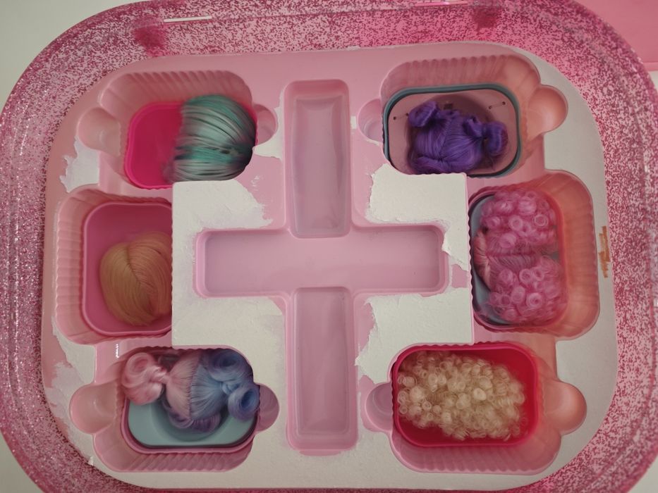 Caixa 4 LOL com acessórios