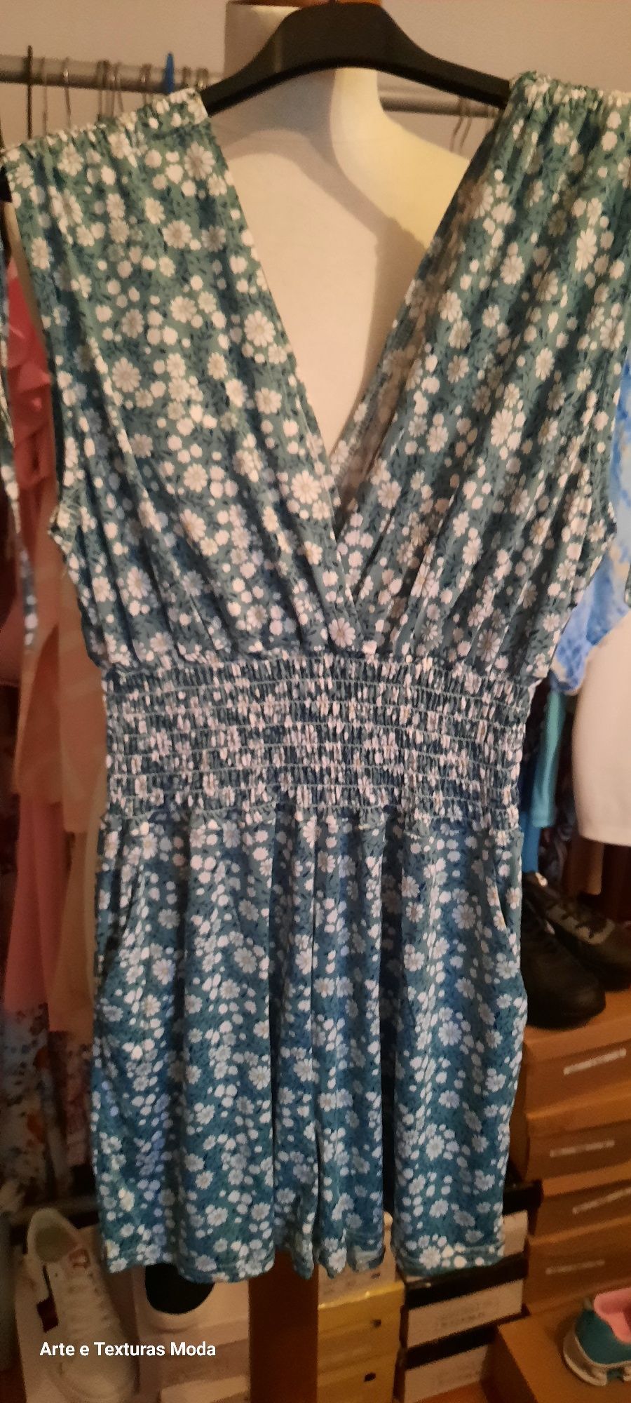 vestidos diversos novos