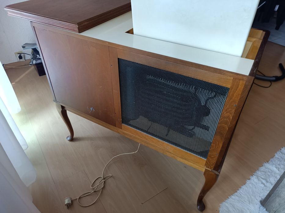 Barek lodówka ludwikowska