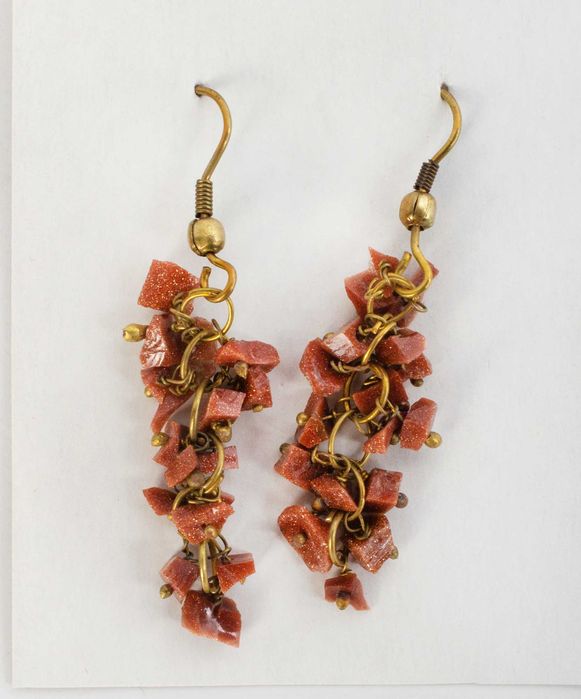 Подарунок на Новий рік: прикраси з натурального каміння