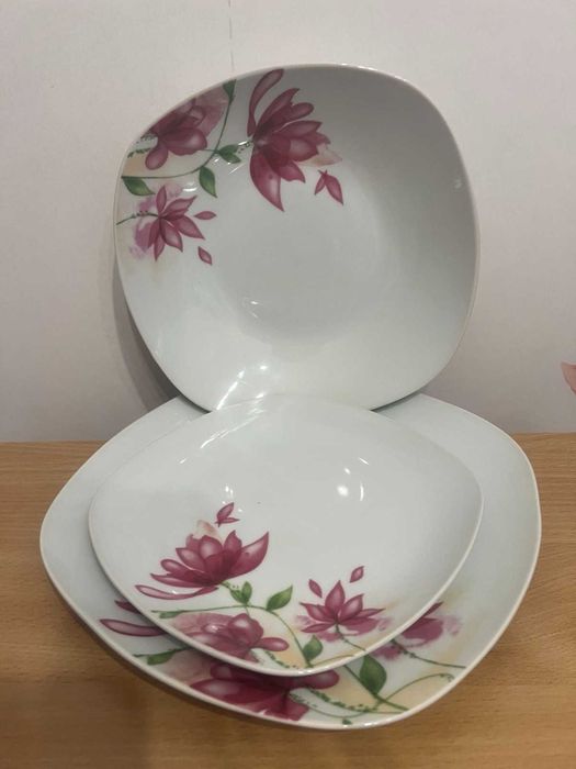 Посуда: Контейнеры/Тарелки