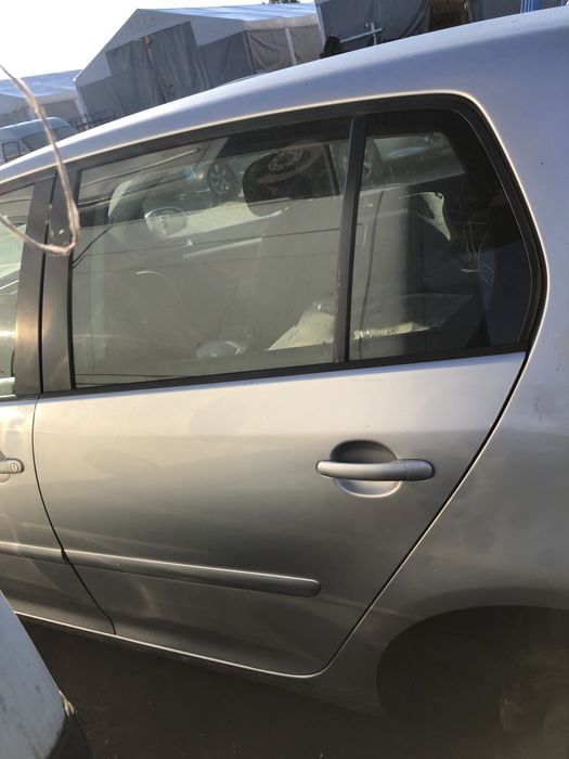 Drzwi lewy tył tylne VW Golf 5 V HB LA7W