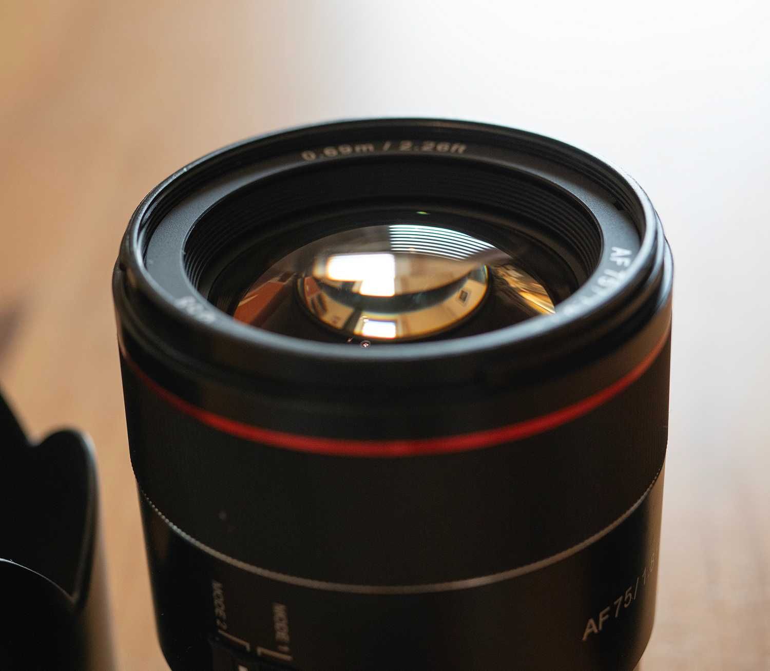 Obiektyw Samyang AF 75 mm f/1.8 FE - do SONY + Filtry UV i Vario Grey